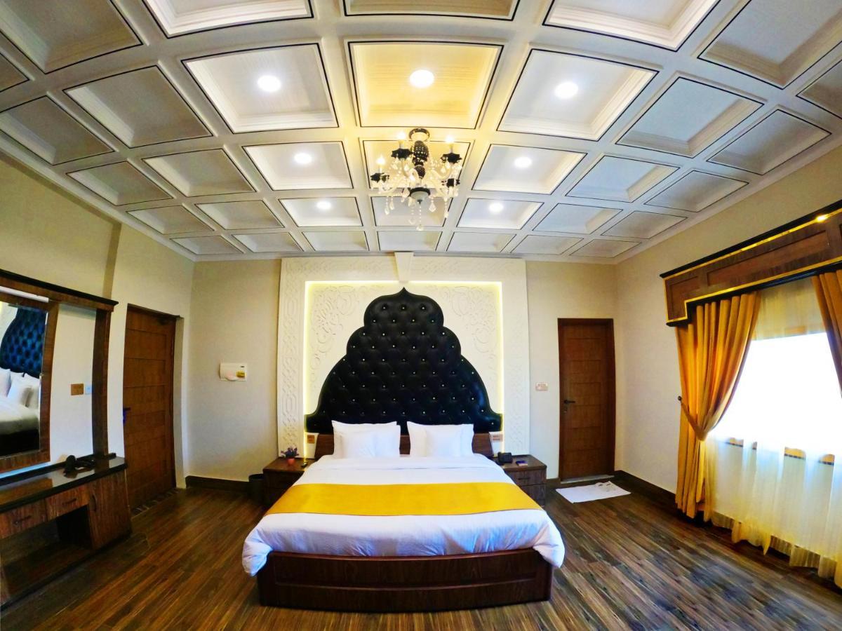 Mughal Mahal Hotel Gujranwala Esterno foto